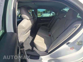 2019 Toyota Camry SE - miniatura 13