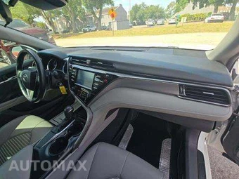 2019 Toyota Camry SE - miniatura 19