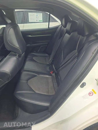 2019 Toyota Camry SE - miniatura 13