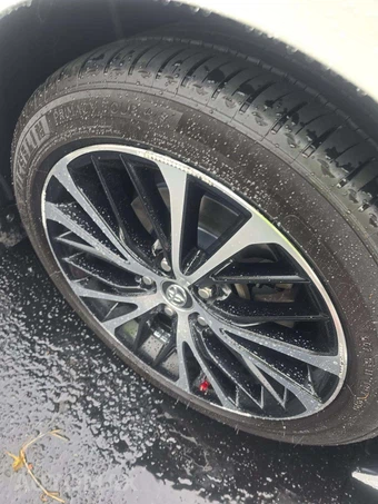 2019 Toyota Camry SE - miniatura 24