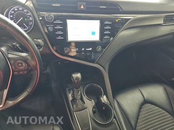 2019 Toyota Camry SE - miniatura 11