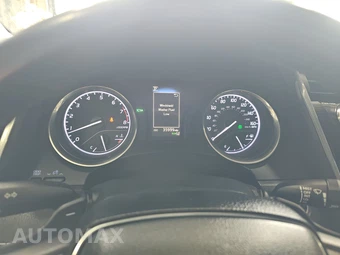 2019 Toyota Camry SE - miniatura 12