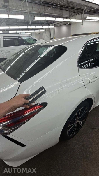 2019 Toyota Camry SE - miniatura 27