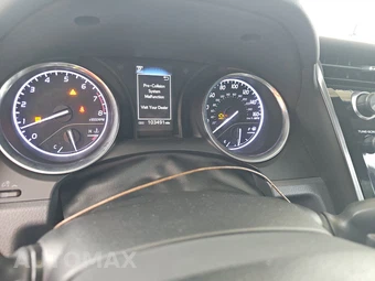 2019 Toyota Camry SE - miniatura 12