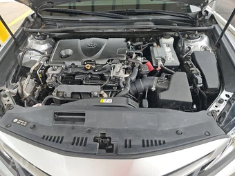2019 Toyota Camry SE - miniatura 16