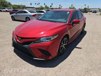 2019 Toyota Camry SE