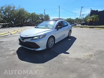 2019 Toyota Camry XLE