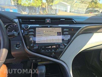 2019 Toyota Camry XLE - miniatura 11