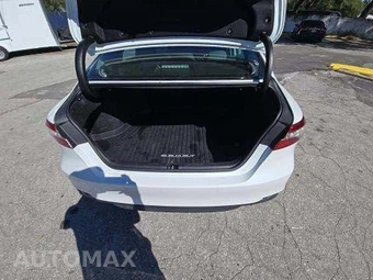 2019 Toyota Camry XLE - miniatura 15
