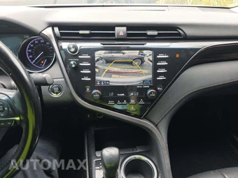 2019 Toyota Camry XLE - miniatura 7