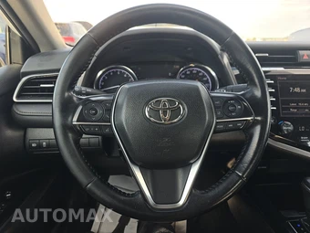 2019 Toyota Camry XLE - miniatura 10