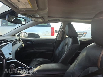 2019 Toyota Camry XLE - miniatura 20