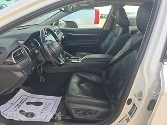 2019 Toyota Camry XLE - miniatura 7