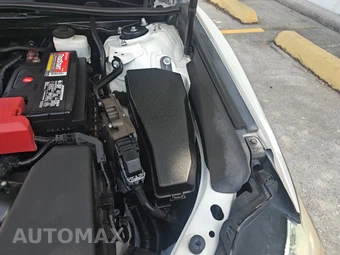2019 Toyota Camry XLE - miniatura 19