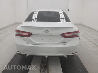 2019 Toyota Camry XSE - miniatura 5