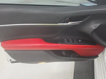 2019 Toyota Camry XSE - miniatura 9