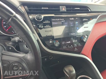 2019 Toyota Camry XSE - miniatura 11