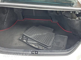 2019 Toyota Camry XSE - miniatura 16