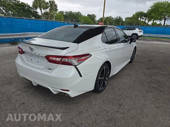 2019 Toyota Camry XSE - miniatura 4