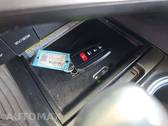 2019 Toyota Camry XSE - miniatura 8
