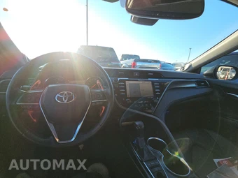 2019 Toyota Camry XSE - miniatura 11