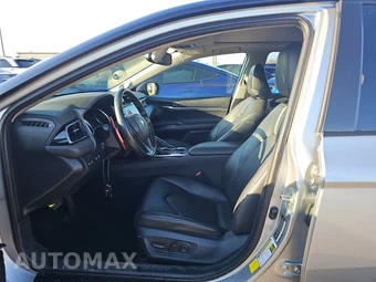 2019 Toyota Camry XSE - miniatura 7