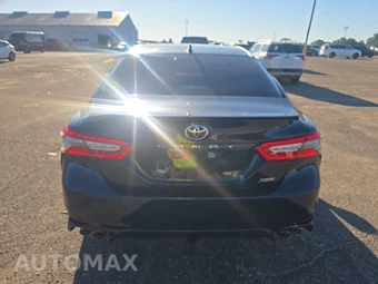 2019 Toyota Camry XSE - miniatura 5