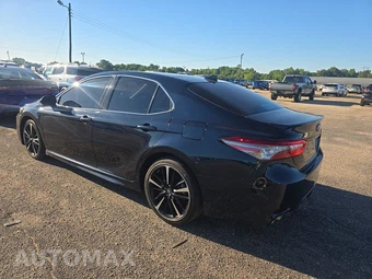 2019 Toyota Camry XSE - miniatura 6