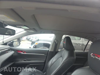 2019 Toyota Camry XSE - miniatura 17