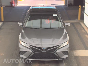 2019 Toyota Camry XSE - miniatura 2