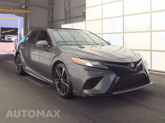 2019 Toyota Camry XSE - miniatura 3