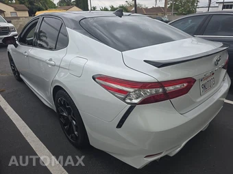 2019 Toyota Camry XSE - miniatura 6