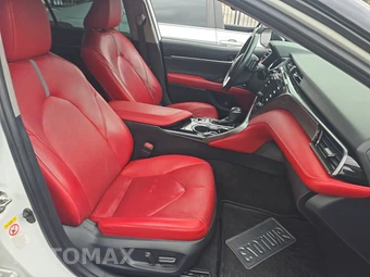 2019 Toyota Camry XSE - miniatura 8