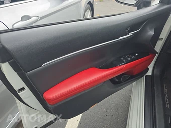 2019 Toyota Camry XSE - miniatura 9