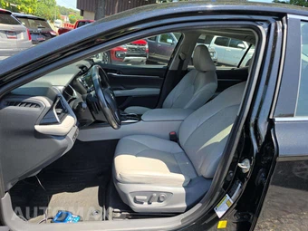 2019 Toyota Camry XSE - miniatura 6