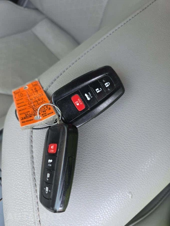 2019 Toyota Camry XSE - miniatura 8