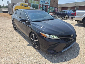 2019 Toyota Camry XSE - miniatura 4