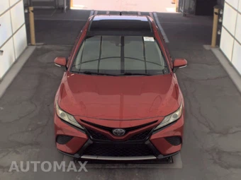 2019 Toyota Camry XSE - miniatura 2