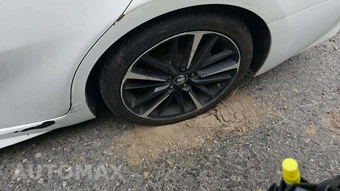 2019 Toyota Camry XSE - miniatura 31