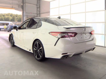 2019 Toyota Camry XSE - miniatura 6