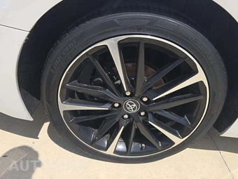 2019 Toyota Camry XSE - miniatura 25