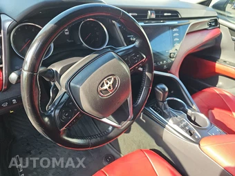 2019 Toyota Camry XSE - miniatura 10