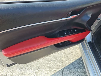 2019 Toyota Camry XSE - miniatura 9
