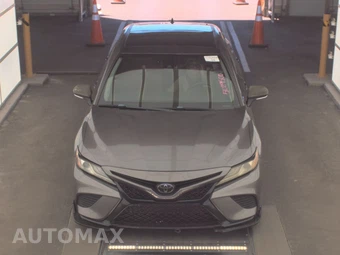 2019 Toyota Camry XSE - miniatura 2