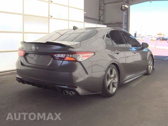 2019 Toyota Camry XSE - miniatura 4