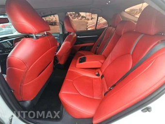 2019 Toyota Camry XSE - miniatura 13