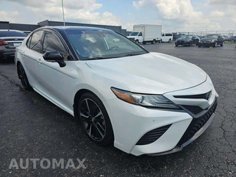 2019 Toyota Camry XSE - miniatura 4