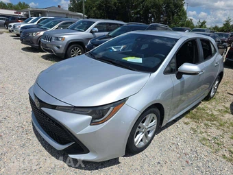 2019 Toyota Corolla Hatchback SE