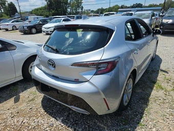 2019 Toyota Corolla Hatchback SE - miniatura 3