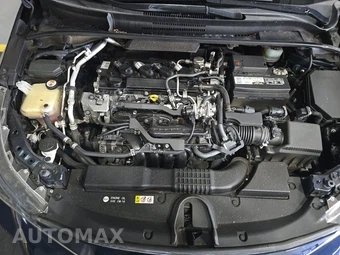 2019 Toyota Corolla Hatchback XSE - miniatura 16